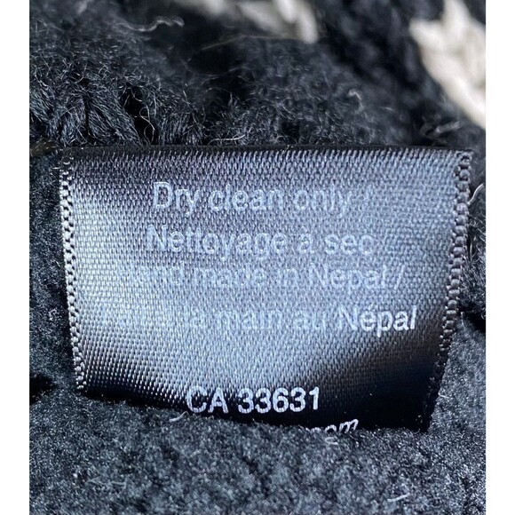 NWT Lost Horizons Wool Zip Jacket Medium
Black Cream Nordic Southwest
Handmade - Picture 6 of 14